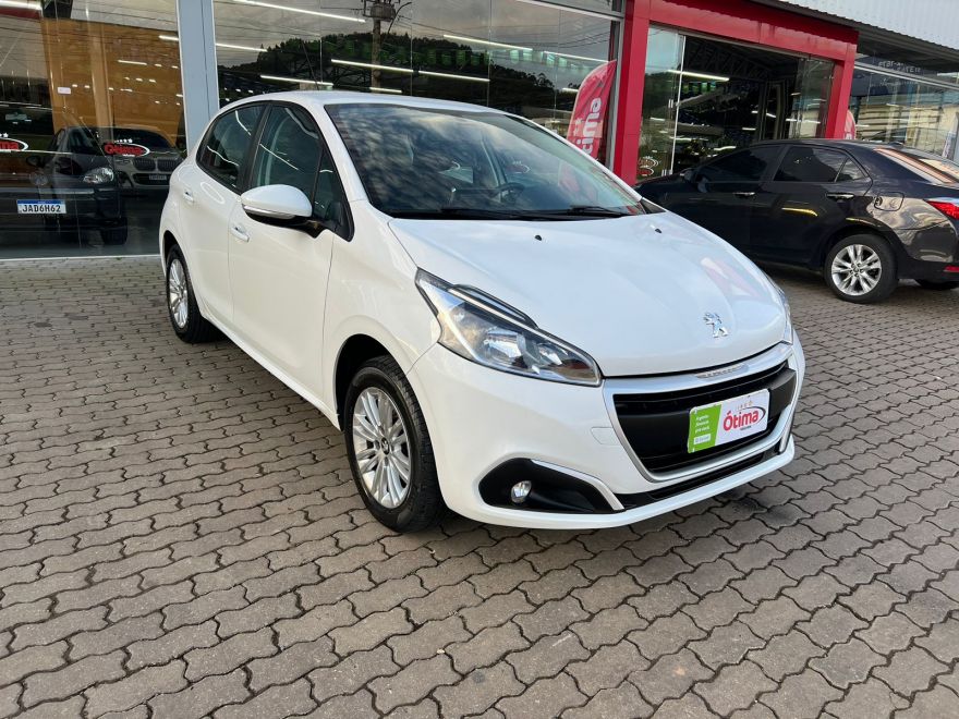 PEUGEOT 208 ACTIVE 1.2 2018 